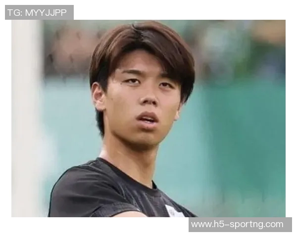 21岁日本后卫高井幸大租借加盟德甲门兴租期半年引发关注 21岁日本后卫高井幸大租借加盟德甲门兴租期半年引发关注