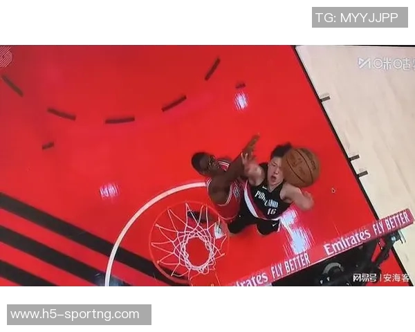 杨瀚森背打遭鲍威尔包夹帽掉乐福关键三分救球队逆转胜利